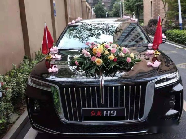 红旗H9成婚车圈“宠儿”，租金堪比奔驰S级，国产豪车崛起了？