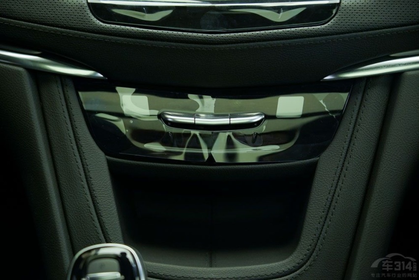 沃尔沃XC60对比凯迪拉克XT5 更推荐后者