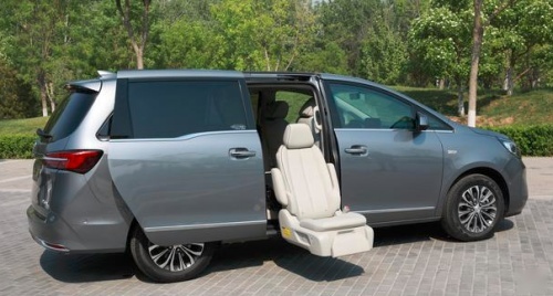 别克新款MPV GL8 ES及GL8上市，标准再次刷新