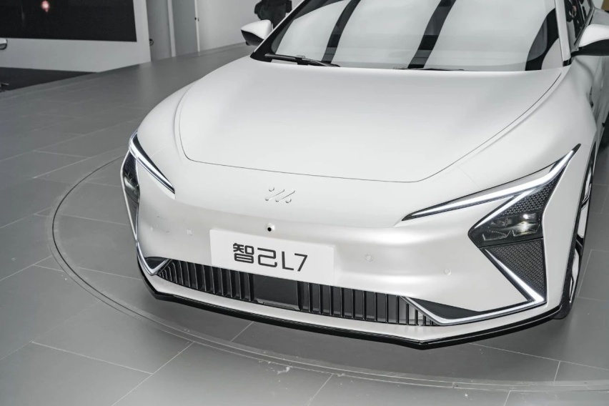 风阻系数0.21 解析40万级纯电轿车智己L7