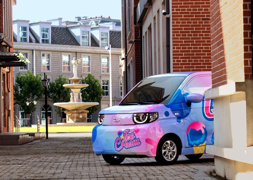 QQ冰淇淋实车曝光 借鉴五菱宏光MINI EV？你真的错了
