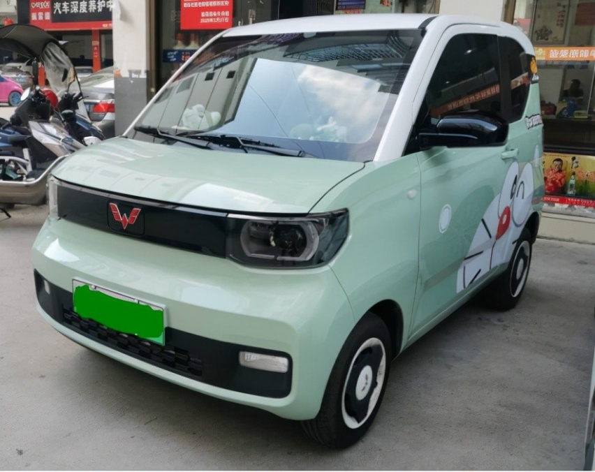 比开摩托车还经济，家用纯电小车，宏光MINIEV马卡龙臻享款，真香