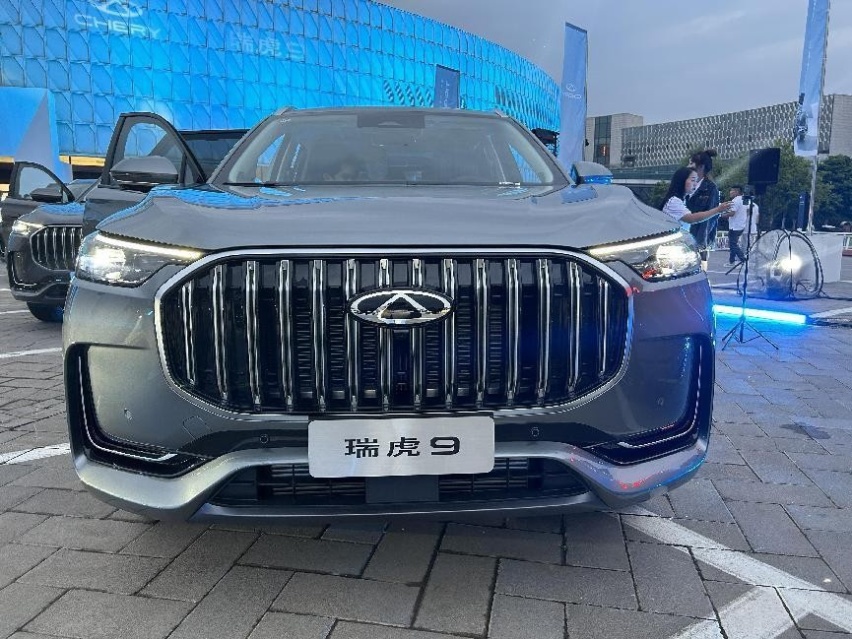 售价15.29万-20.39万，奇瑞瑞虎9上市，全系车型261马力