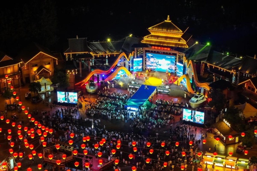 2023捷途汽车龙虾啤酒烧烤节国风神画之夜，诠释用户型企业的本色