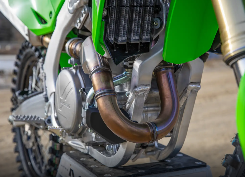 2024款川崎越野摩托KX450详解，发动机升级，电控更丰富