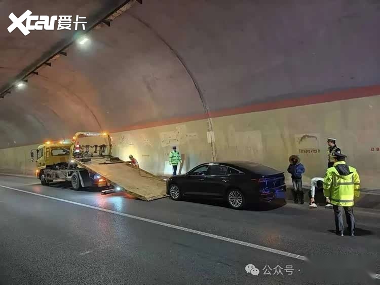 疑似奔腾B70！定速巡航锁死115km/h，车企该给车主一个交代！
