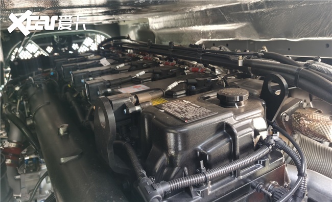 动力节能安全皆优！这款乘龙燃气车引领资源运输全维创富