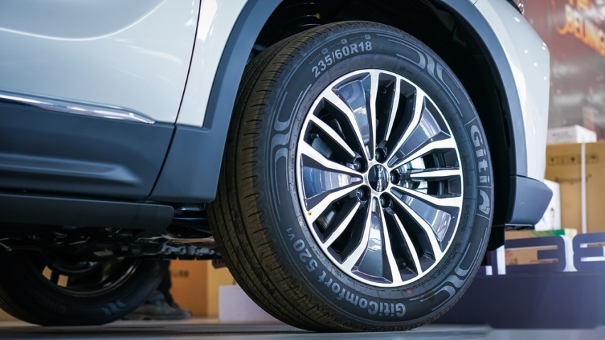 BEIJING-X7贺岁版到店实拍：高性价比的大五座SUV