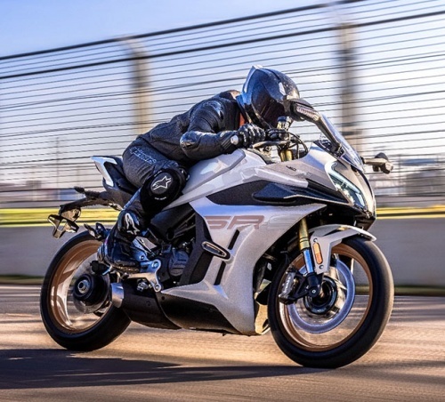 仿赛王者春风450SR-S，市场表现超出预期！