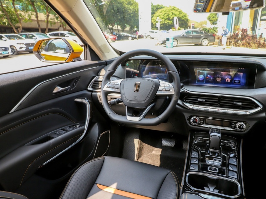 红旗小兄弟推新SUV！可能不到10万 你就说香不香