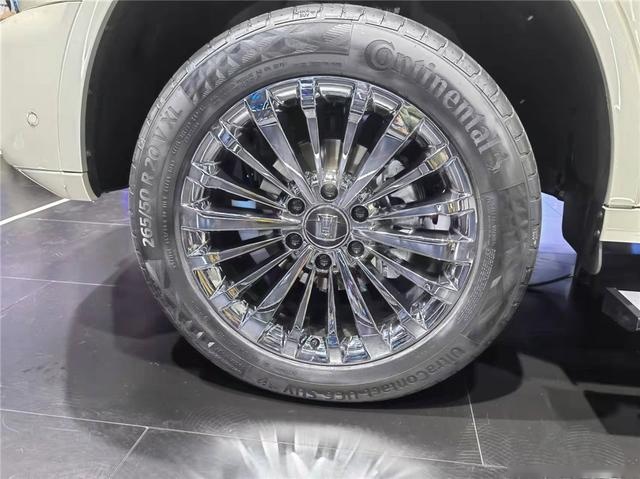 车展实拍3.0T+9AT的坦克500，预售33.5万起