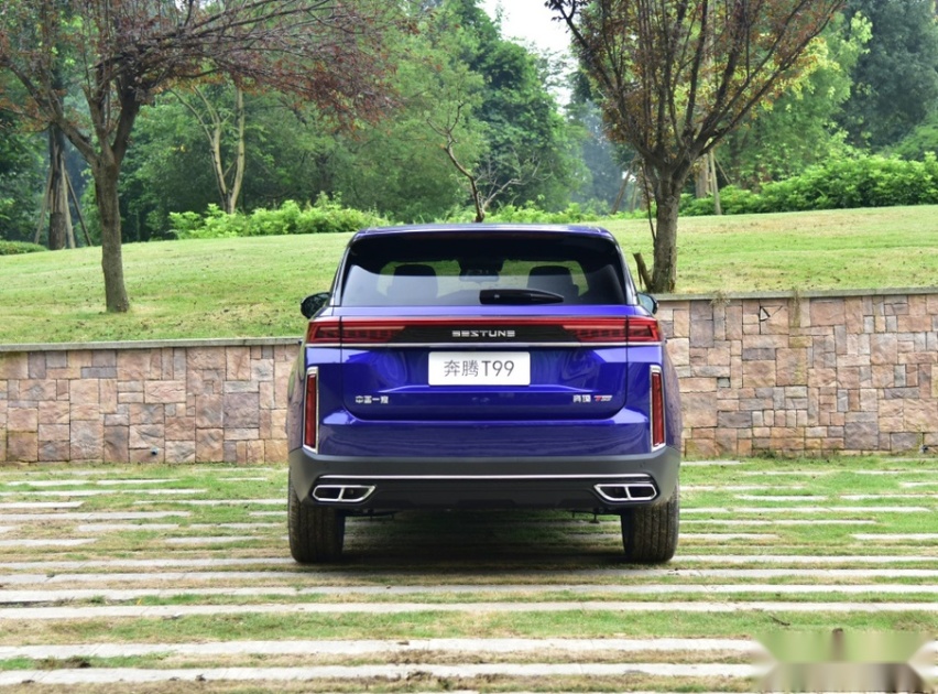 奔腾全新旗舰SUV，3D全息投影以及人脸识别！