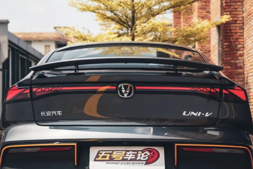 自主品牌弯道超车一份子？