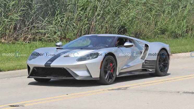 有可能搭载7.3L V8 或许是最后的大排量发动机 福特GT路试谍照