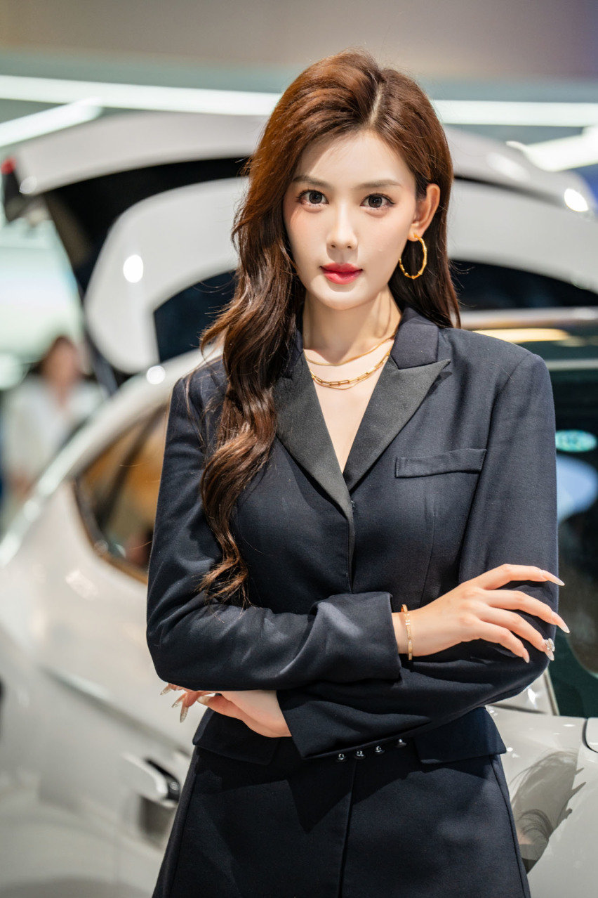 2024广州车展小姐姐大合集！是真男人就坚持到最后一张！