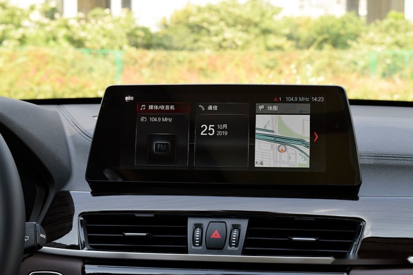 7速双离合和新面孔的升级 实拍2020款宝马X1