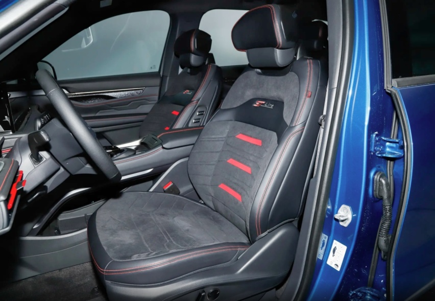 正式上市！大7座SUV，长5米，2.0T混动6.4个油，更大更便宜
