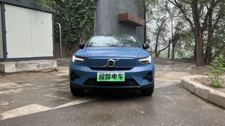非传统纯电SUV，试驾沃尔沃C40四驱高性能版