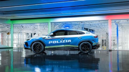 最帅警车，兰博基尼Urus警车官图发布