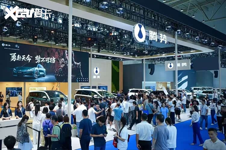 2026款腾势N9、腾势D9武汉站上市发布会