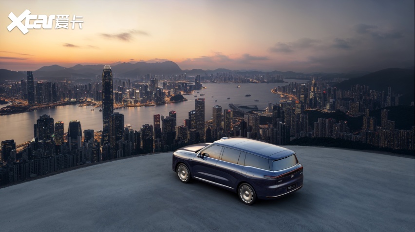 25分钟大定5000台!大六座SUV的满配答案?智己LS9来了