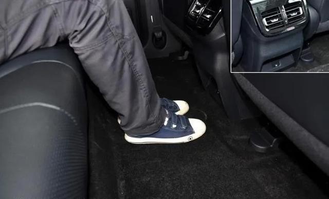 7万多的售价赶超20万的配置？看了实车，网友说：欧尚X7真的