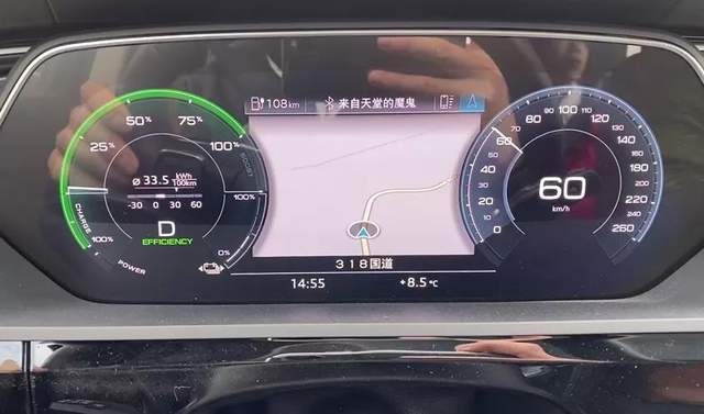 豪华纯电SUV C级市场，e-tron的“对手”只有自己
