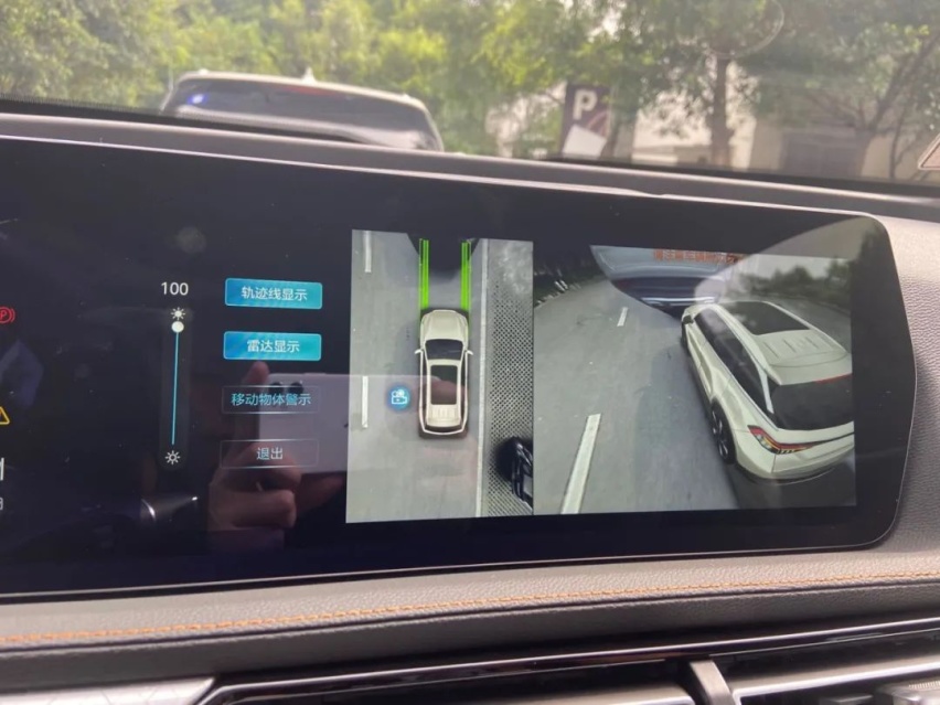 试BEIJING-X7，强劲性能覆盖全速段，科技安全保障驾控