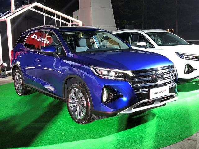 广汽传祺全新GS4上市 售8.98万元起 凌云翼3.0设计语