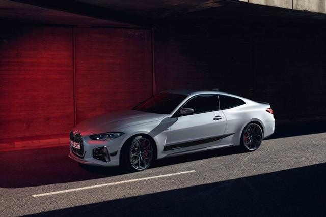 宝马为全新4系提供了首次提供M Sport Pro选装套件