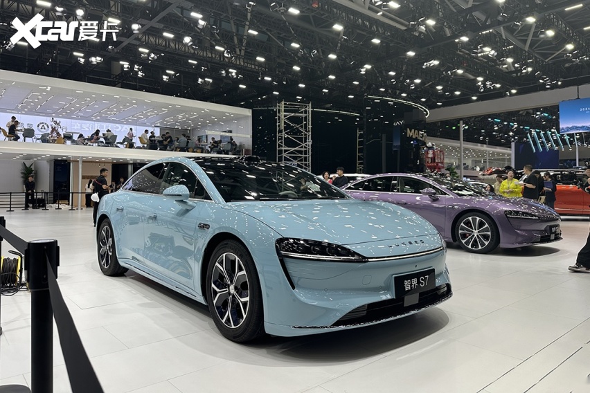 2024广州车展探馆丨新增多款配色 将迎来重磅升级 新款智界S7实拍