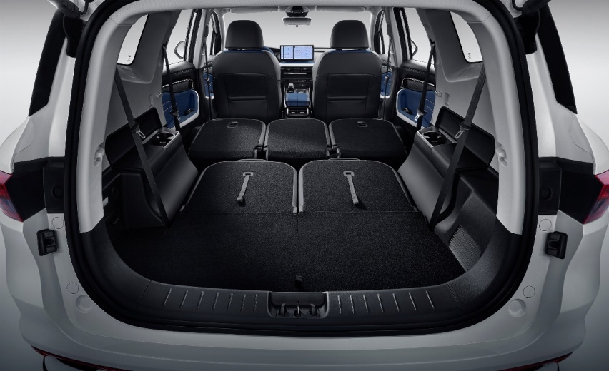 可充电可换电的7座SUV，售价10.99万元起，睿蓝9上市