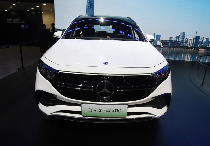 特斯拉Model Y领衔，38万级豪华纯电SUV海选，买BBA真不如买