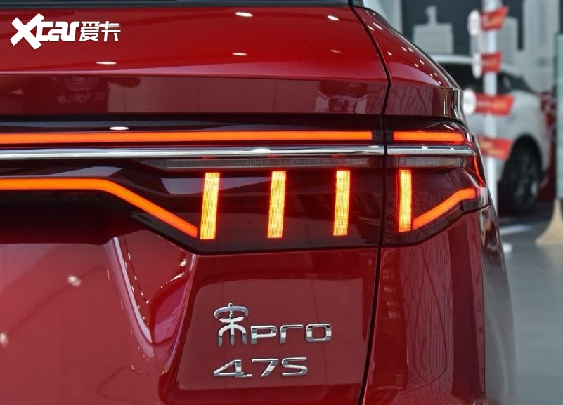 销量担当，比亚迪宋Pro上市8.98万起，百公里加速4.7秒