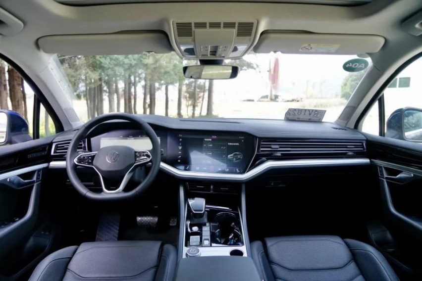 大众途锐eHYBRID：加速快过3.0T+更低价格，不香么