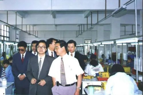 王传福终于懂得放手，比亚迪开始改革开放