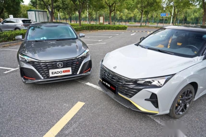 年轻人的第一台入门性能车 全新奕炫马赫版还是长安逸动PLUS？