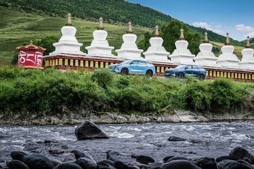 长安欧尚Z6，续航1200km，对标比亚迪宋PLUS DM-i