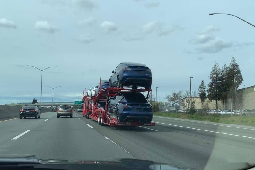 出行情报局 | 聊一聊 Model Y 产品、交付以及它的竞