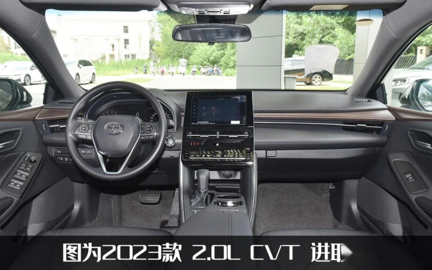 亚洲龙新增车型上市，次低配售价20.98万，内饰更新留给下一代
