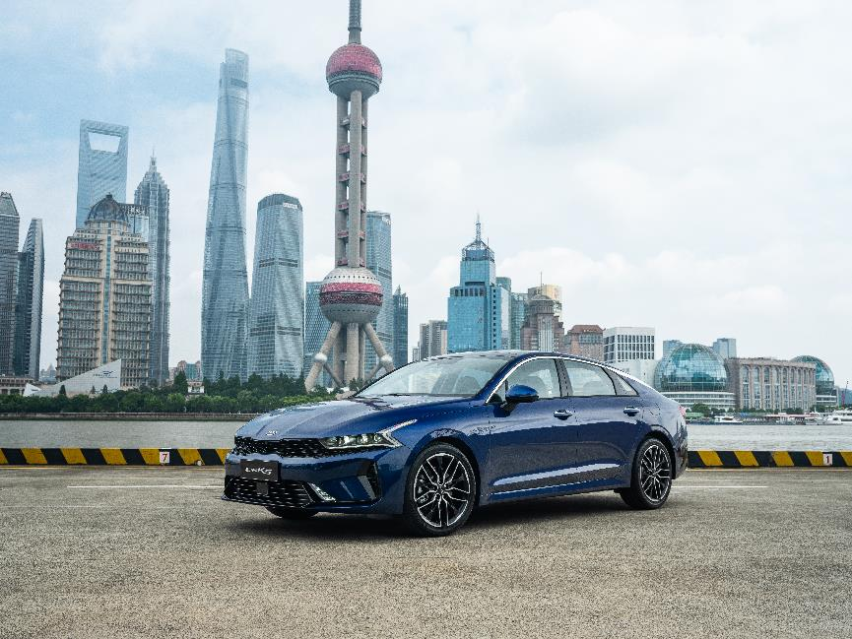 以设计致敬Z世代 起亚凯酷重构“轿车”概念