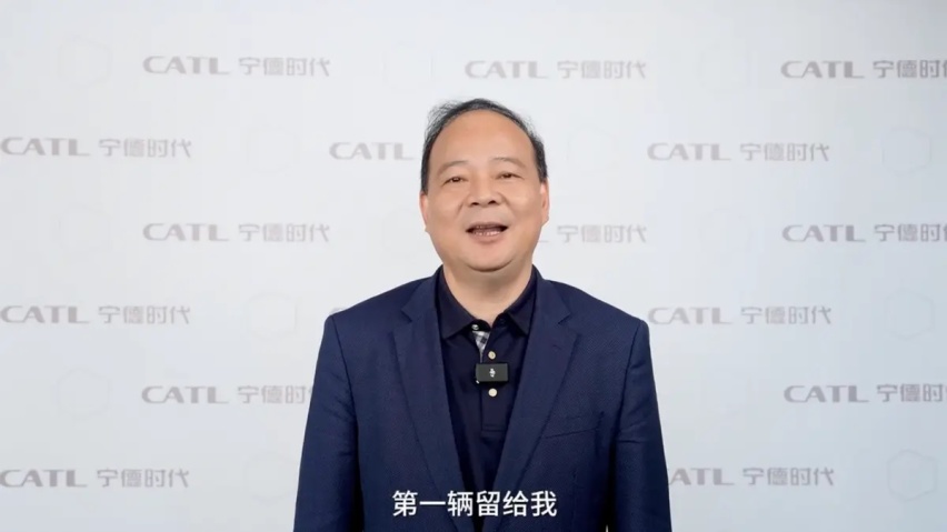 “最美7系”极越07首秀 联合极越01同台演绎智美未来