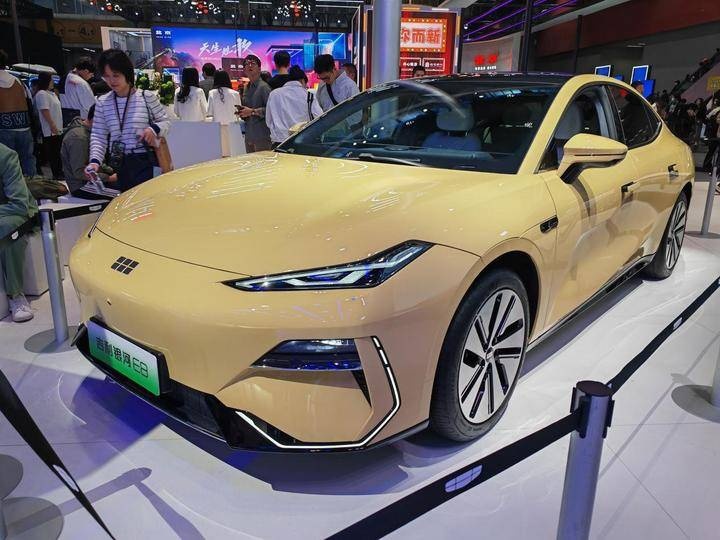 四大新车亮相车展,搭载“高通8295”芯片,性能相当于8枚8155?
