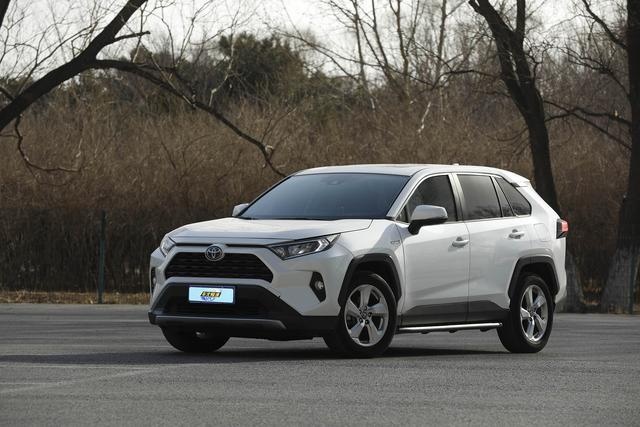 20万级合资SUV对比，日系RAV4荣放/德系探岳/美系锐际哪家强？