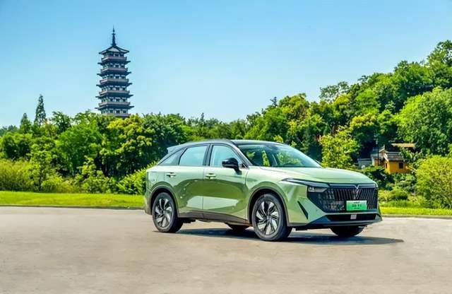 DD-i超混动附能，纯电续航110km 11.89万起的启辰大V有竞争