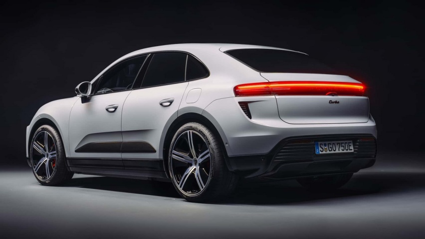 保时捷两新车上市：Macan EV或竞争Model Y，Panamer