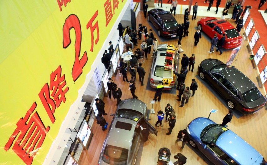 买新能源车，老车主难道不应该习惯背刺？
