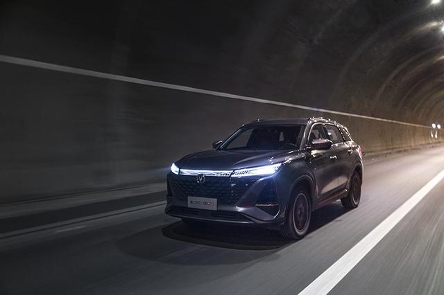 国产真能硬刚合资了吗？对比第二代CS75PLUS和CR-V