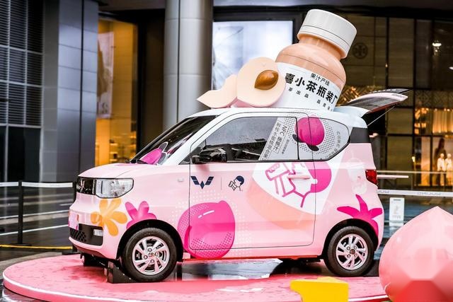 售价2.88万起,宏光MINI EV成都车展登场