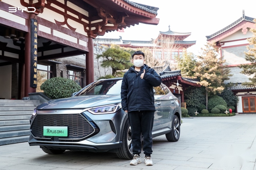 探寻宋PLUS DM-i热销的秘密 百公里油耗实测不到3L